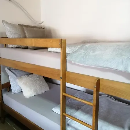 Sun Apartment *